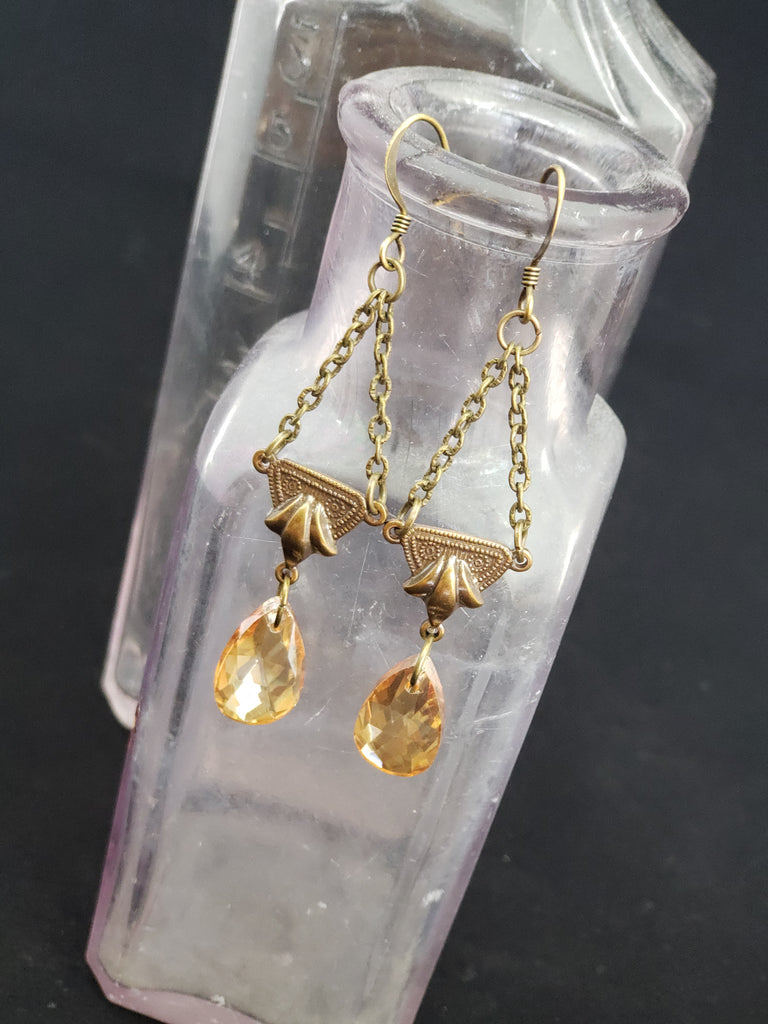 Pastiche in Honey + Brass