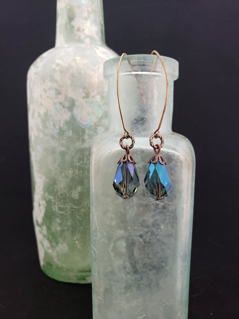 Life’s Simple Pleasures in Shimmering Seas + Copper